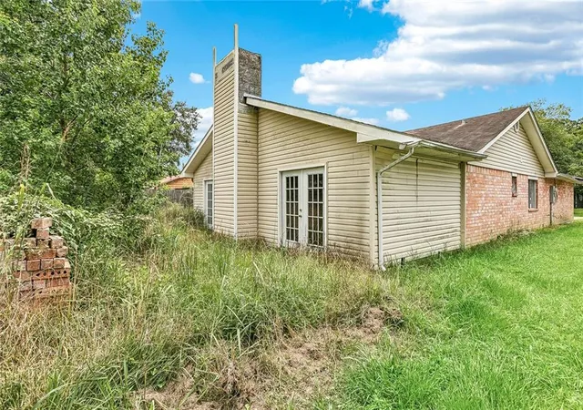 Homes for sale in Slidell, LA | 224 S Queens Dr, Slidell, LA 70458 | MLS# 2568374