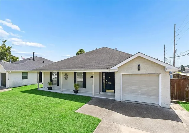 Homes for sale in Metairie, LA | 2101 Danny Park, Metairie, LA 70001 | MLS# 2568551