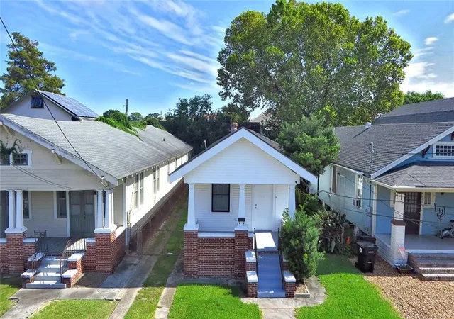 2nd image of 4629 Palmyra St, New Orleans, LA 70119 | MLS# 2568769