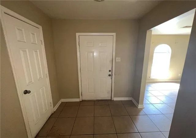 2nd image of 3317 Riverland Dr, Chalmette, LA 70043 | MLS# 2568736