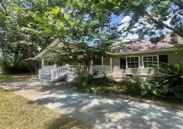 Photo 2 of Single family home for sale at 20053 Esterbrook Rd, Ponchatoula, LA 70454 | MLS# 2567699 | Listing updated on 2026-08-04