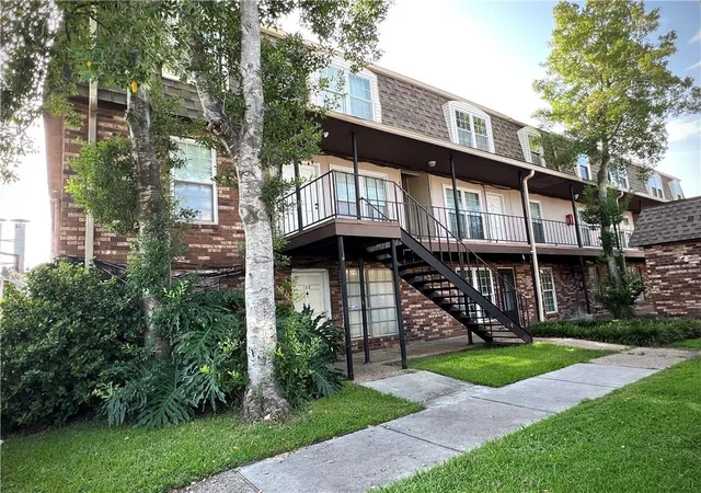 Homes for sale in Metairie, LA | 6320 Riverside Dr #231, Metairie, LA 70003 | MLS# 2568822