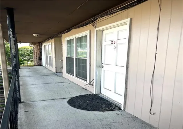 Homes for sale in Metairie, LA | 6320 Riverside Dr #231, Metairie, LA 70003 | MLS# 2568822