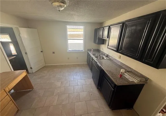 5th image of 2006 Clouet St, New Orleans, LA 70117 | MLS# 2568857