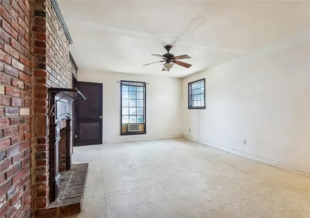 Homes for sale in Metairie, LA | 1240 Papworth Ave, Metairie, LA 70005 | MLS# 2567371