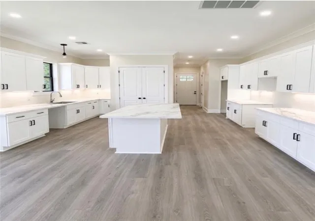 2nd image of 1713 Tennessee St, New Orleans, LA 70117 | MLS# 2568141