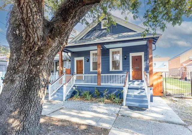 2nd image of 2809 Banks St, New Orleans, LA 70119 | MLS# 2568865