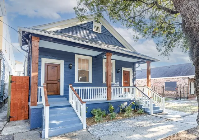3rd image of 2809 Banks St, New Orleans, LA 70119 | MLS# 2568865