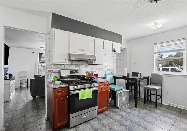 Homes for sale in Metairie, LA | 6435 37 Marcie St, Metairie, LA 70003 | MLS# 2567524