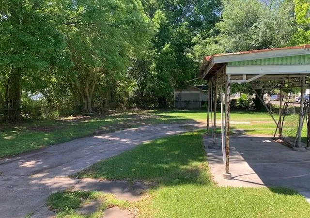 Listing Photo 4 - Condo for sale in building located at 805 07 Whitney Ave, New Orleans, LA 70114