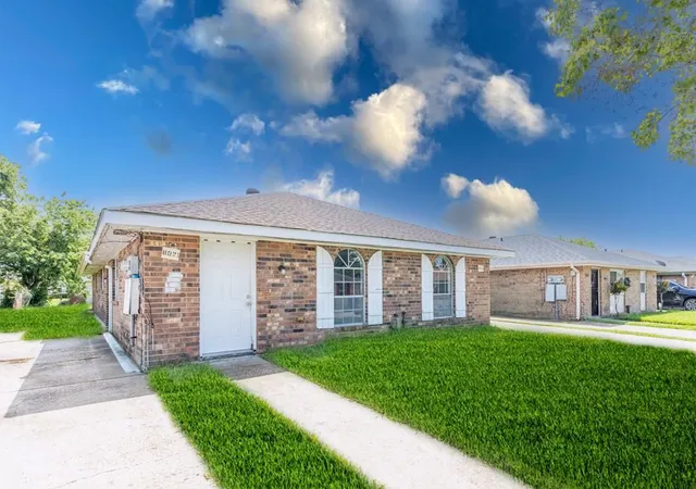 2nd image of 8021 23 Arcadia Ln, New Orleans, LA 70128 | MLS# 2568940