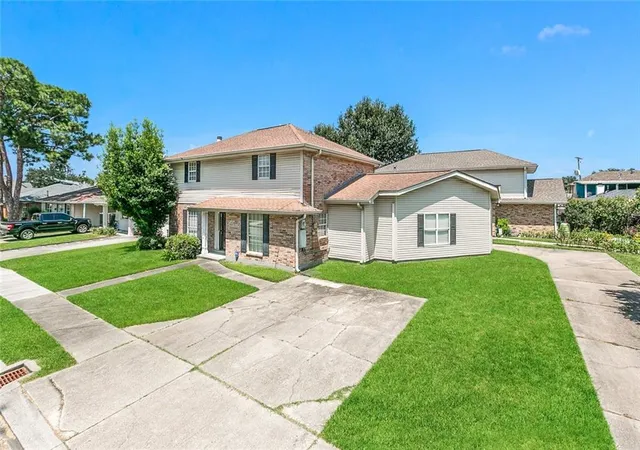 Homes for sale in Metairie, LA | 401 W William David Pkwy, Metairie, LA 70005 | MLS# 2568555