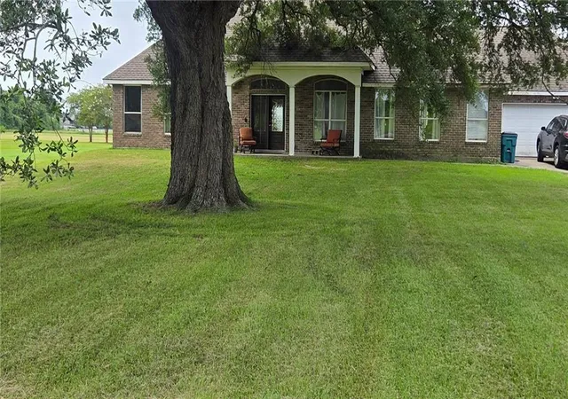 Homes for sale in Waggaman, LA | 9523 River Rd, Waggaman, LA 70094 | MLS# 2568801
