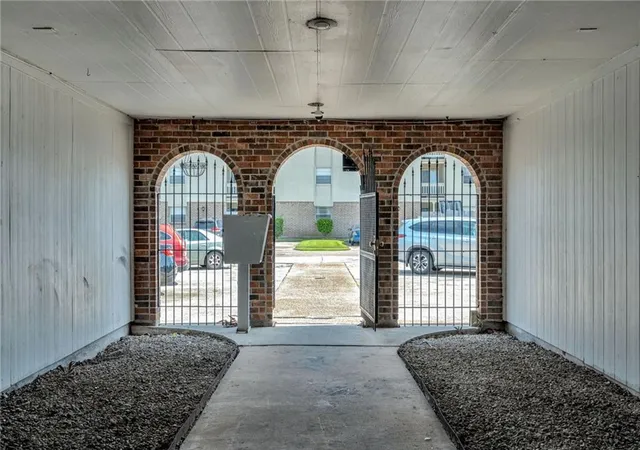 5th image of 213 Rosebud St, Metairie, LA 70005 | MLS# 2568935