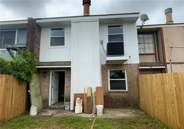 3rd image of 5692 Tullis Dr, New Orleans, LA 70131 | MLS# 2568954