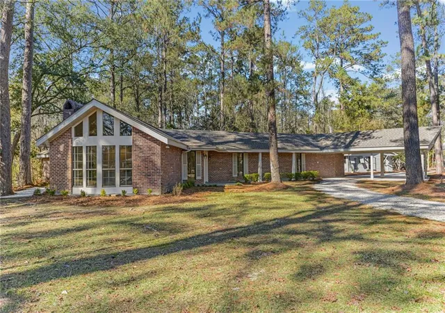 3rd image of 2211 S America St, Covington, LA 70433 | MLS# 2568973