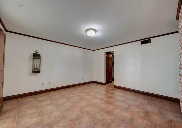 Photo 3 of Single family home for sale at 1253 Orion Ave, Metairie, LA 70005 | MLS# 2568889 | Listing updated on 2026-09-01