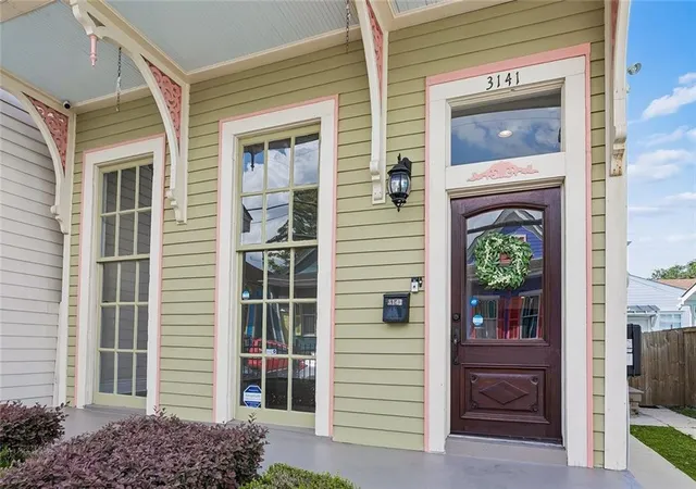 2nd image of 3141 Laurel St, New Orleans, LA 70115 | MLS# 2568879