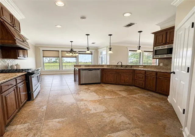 Photo 4 of Single family home for sale at 8415 Quiet Crk Dr, Denham Springs, LA 70726 | MLS# 2569052 | Listing updated on 2026-08-27
