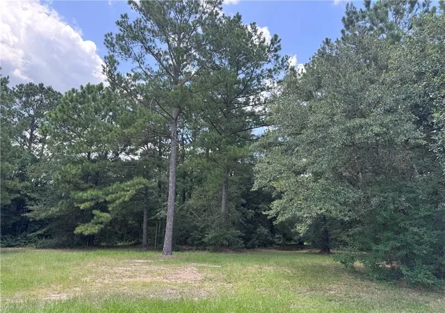 Photo 1 of Land for sale at Lot 13 Windermere Oaks W, Madisonville, LA 70447 | MLS# 2568439 | Listing updated on 2026-07-23