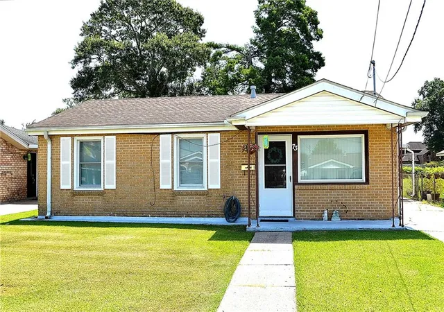 1st image of 73 Creagan Ave, Gretna, LA 70053 | MLS# 2568378