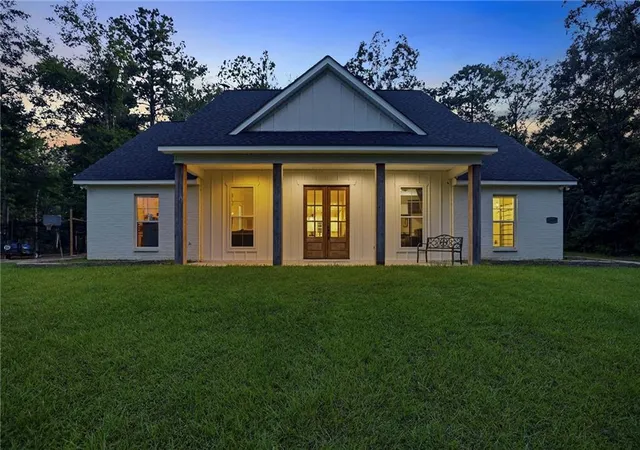 1st image of 25189 W Choctaw Dr, Franklinton, LA 70438 | MLS# 2569165