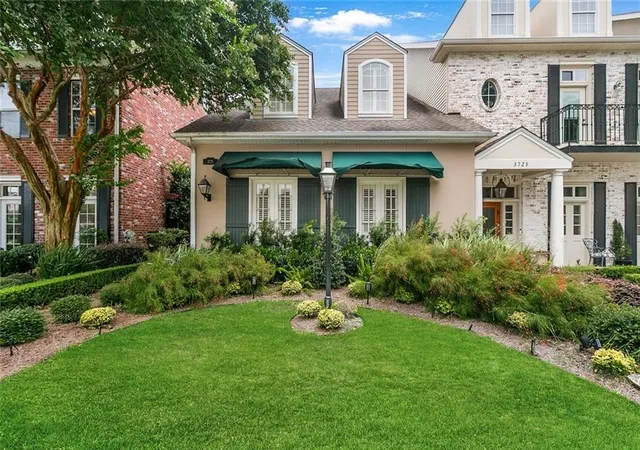 Homes for sale in Metairie, LA | 3725 N Hullen St, Metairie, LA 70002 | MLS# 2567189