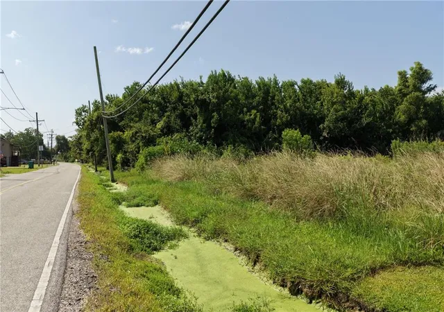 11th image of 5140 Sharpe Rd, Marrero, LA 70072 | MLS# 2568808