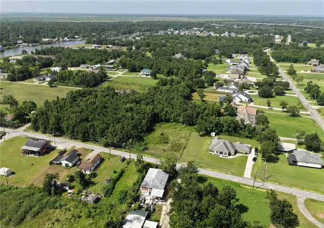 3rd image of 5140 Sharpe Rd, Marrero, LA 70072 | MLS# 2568808