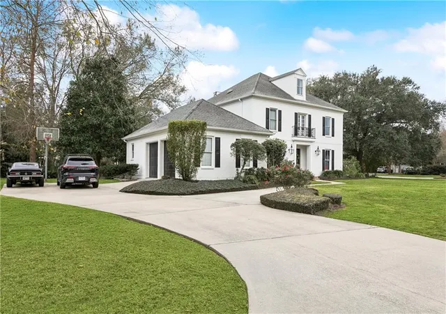 2nd image of 21 English Turn Dr, New Orleans, LA 70131 | MLS# 2561053