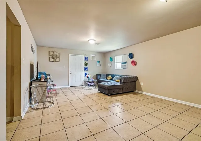 2nd image of 4791 Lancelot Dr, New Orleans, LA 70127 | MLS# 2569281