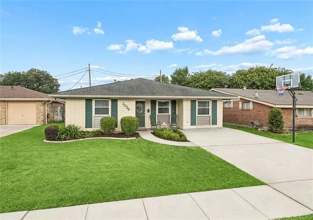 2nd image of 2028 Francis Ave, Metairie, LA 70003 | MLS# 2569191