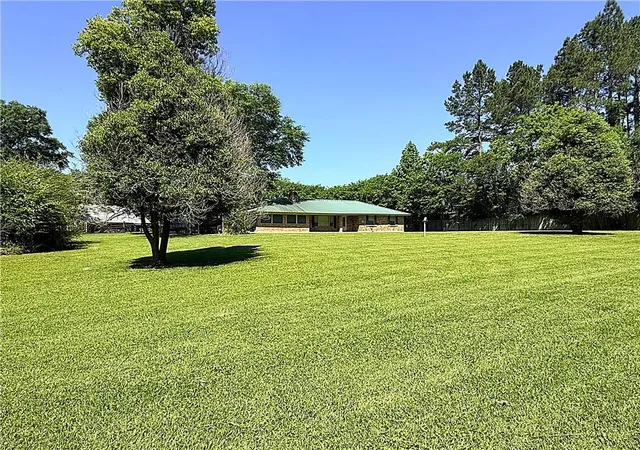 2nd image of 19065 Hwy 450 Hwy, Franklinton, LA 70438 | MLS# 2569140