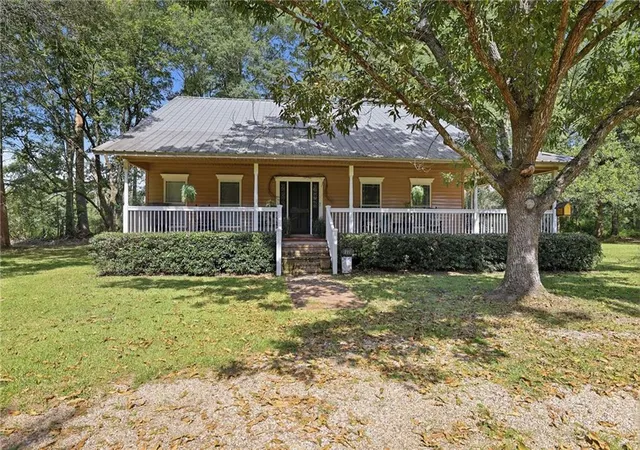 1st image of 221 Welch Dr, Bogalusa, LA 70427 | MLS# 2569360
