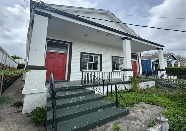 3rd image of 720 Soraparu St, New Orleans, LA 70130 | MLS# 2569209