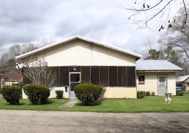 1st image of 1729 Bund St, Bogalusa, LA 70427 | MLS# 2569196