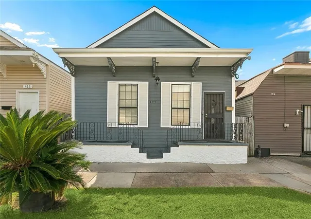 1st image of 409 S Cortez St, New Orleans, LA 70119 | MLS# 2569462