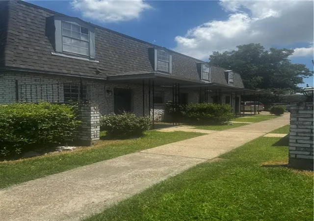2nd image of 3112 Phoenix St #C, Kenner, LA 70065 | MLS# 2569431