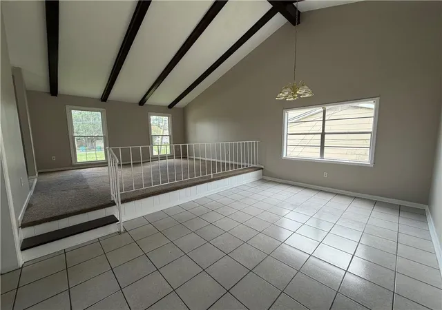 3rd image of 532 Oakwood Dr, Gretna, LA 70056 | MLS# 2569390