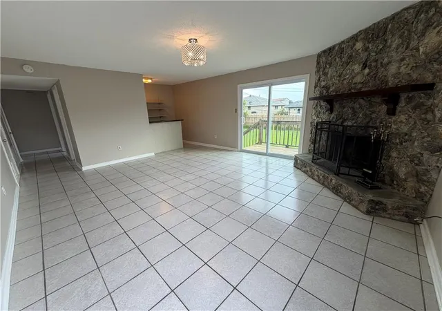 4th image of 532 Oakwood Dr, Gretna, LA 70056 | MLS# 2569390