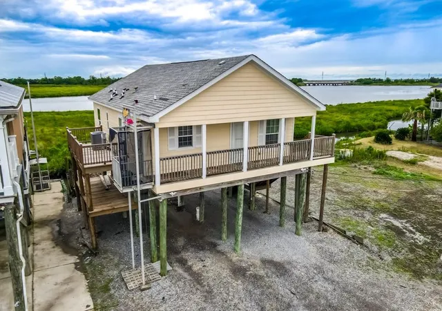 1st image of 2984 Ridgeway Blvd, New Orleans, LA 70129 | MLS# 2566891