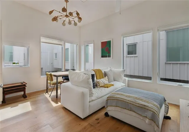 2nd image of 455 Ninth St #A, New Orleans, LA 70115 | MLS# 2568868