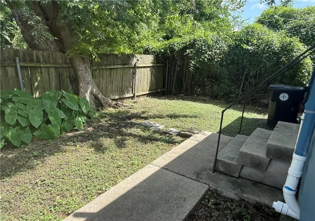 Listing Photo 4 - Condo for sale in building located at 2217 Willow St, New Orleans, LA 70113