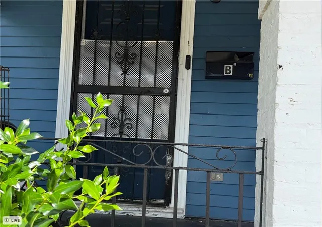 Listing Photo 5 - Condo for sale in building located at 2217 Willow St, New Orleans, LA 70113