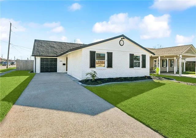 1st image of 4000 Cottonwood Dr, Marrero, LA 70072 | MLS# 2569605