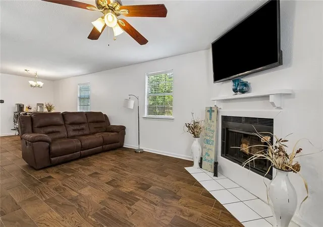 3rd image of 713 Heavens Dr, Mandeville, LA 70471