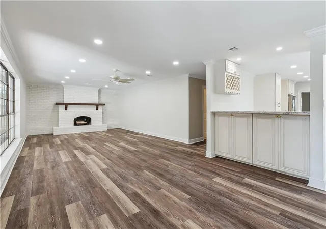 Photo 3 of Single family home for sale at 4233 Bordeaux Dr, Kenner, LA 70065 | MLS# 2569745 | Listing updated on 2026-08-05