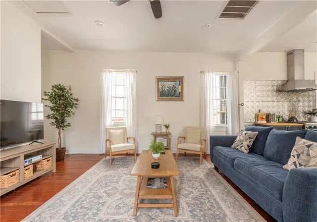 2nd image of 2823 Constance St, New Orleans, LA 70115 | MLS# 2565556
