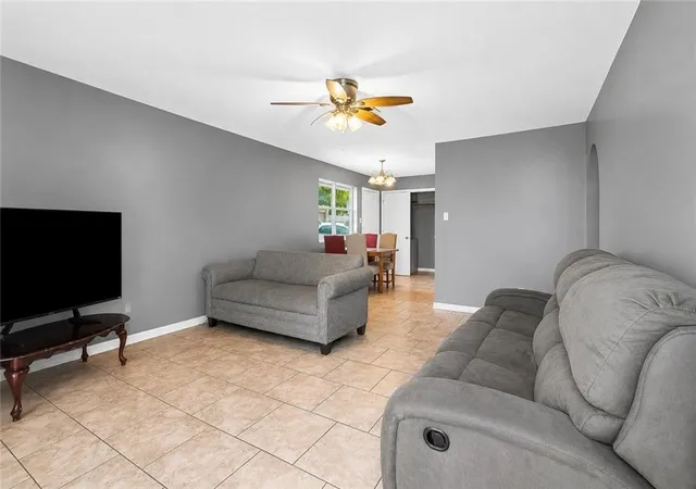 2nd image of 3625 27 Shangri La Dr, Chalmette, LA 70043 | MLS# 2569761