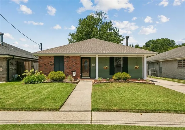 1st image of 1208 Pasadena Ave, Metairie, LA 70001 | MLS# 2568482